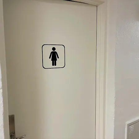 ホステル Idraetscenter - - *