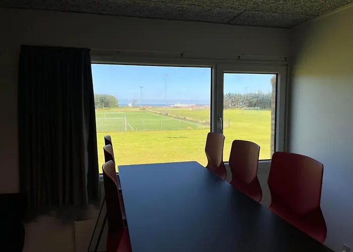 Hostel Idraetscenter - - *